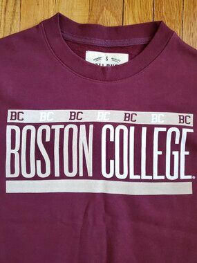 FALL RUSH BOSTON COLLEGE SWEATSHIRT SIZE S PULLOVER SUPER SOFT MAROON